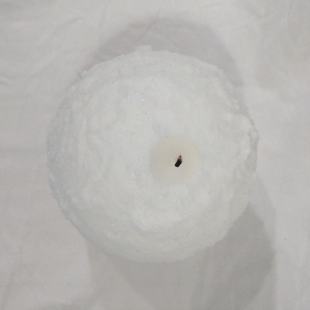 PartyLite Snowball Candle Q6810 White Textured 6 Inch Sphere Winter Decor USA